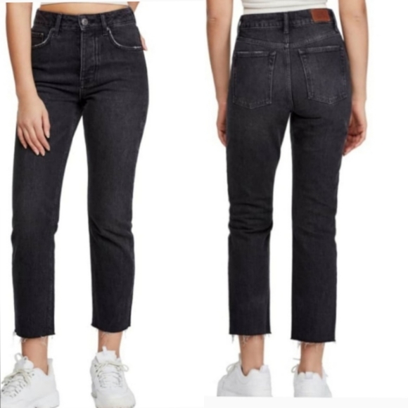 BDG Denim - BDG Frayed Hem HighRise Jeans S:27 or 4